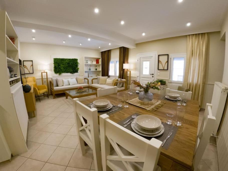 Alfa House W/ View & Barbeque In Pythagoreio (Samos)